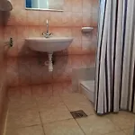 Negy Evszak Vendeghaz 招待所 3*