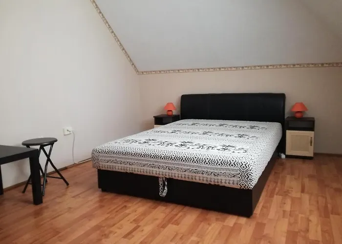 Negy Evszak Vendeghaz
