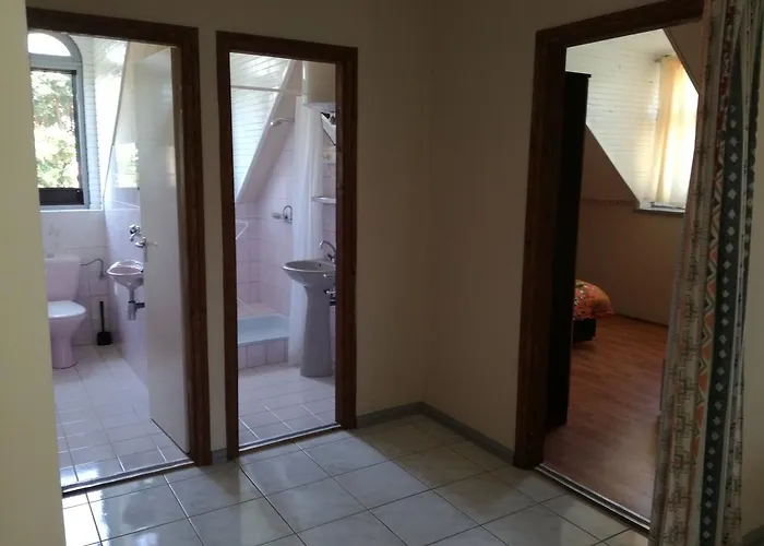Negy Evszak Vendeghaz Pensjonat